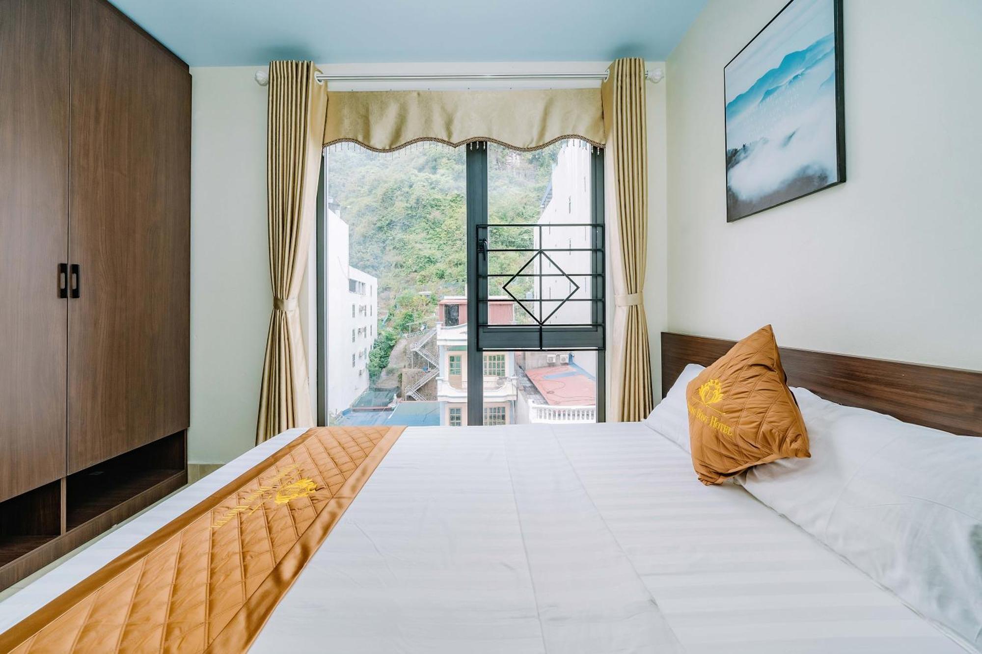 Phuong Dong Hotel Dong Khe Sau Bagian luar foto