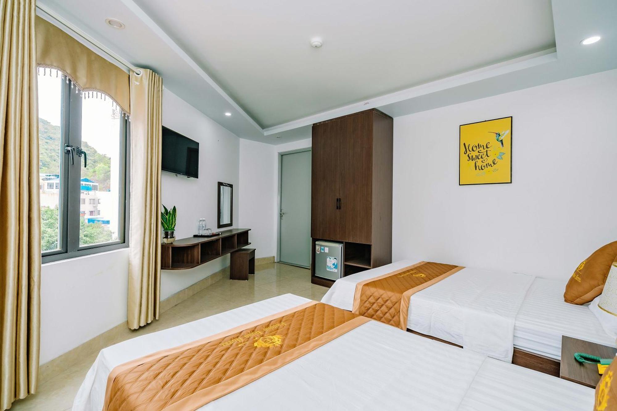 Phuong Dong Hotel Dong Khe Sau Bagian luar foto